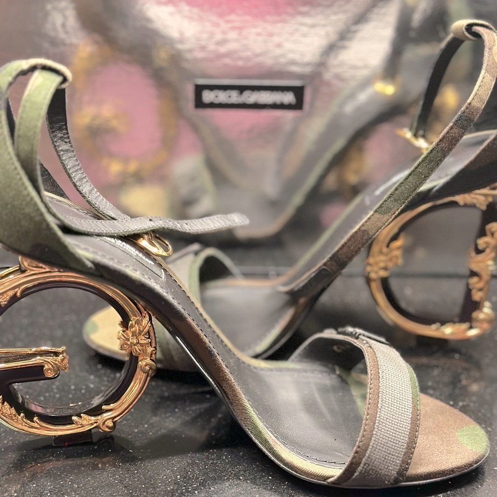 Dolce & Gabbana Sandalo Camouflage Heels 🫶🏽